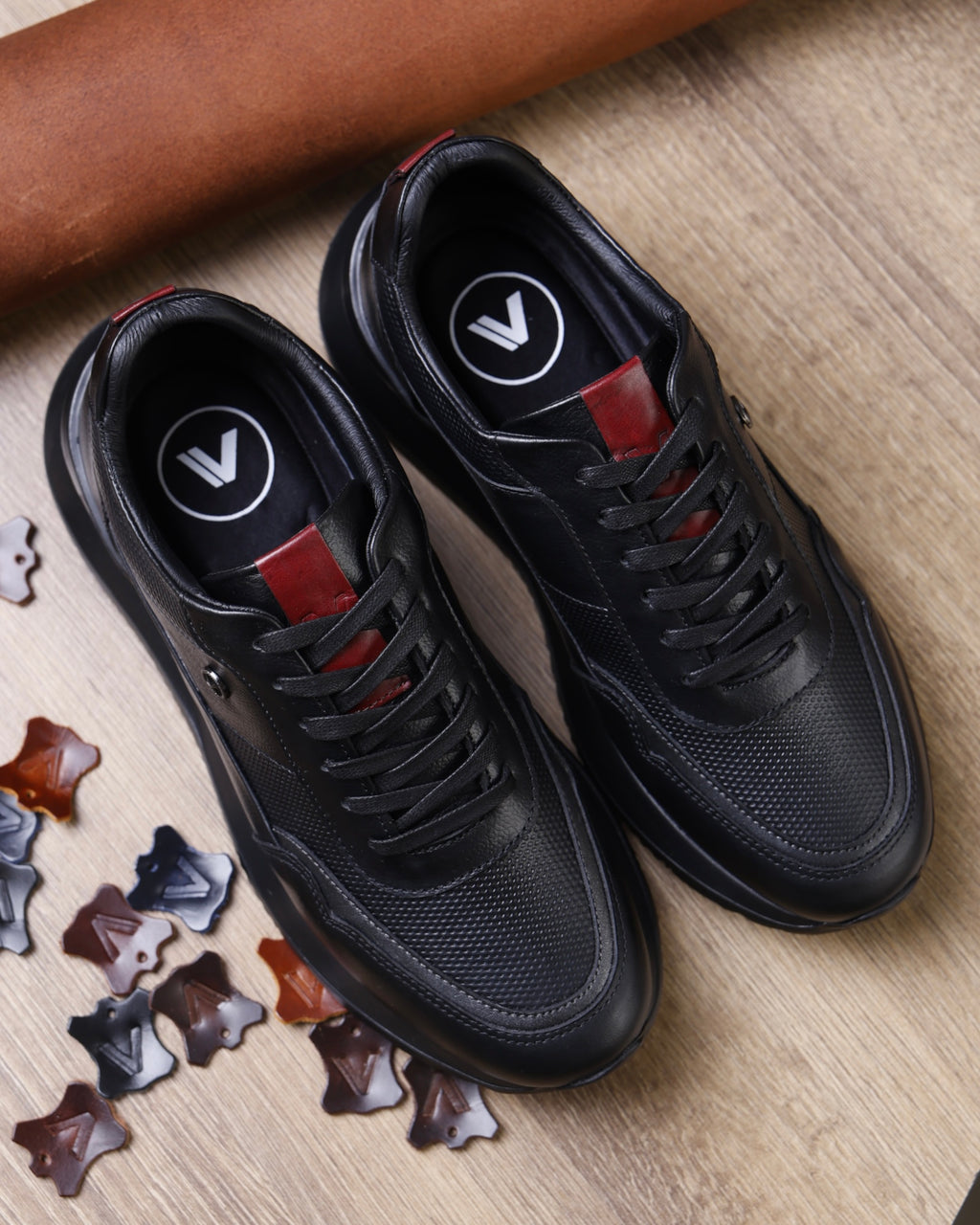 Toronto Negro -Tenis en cuero