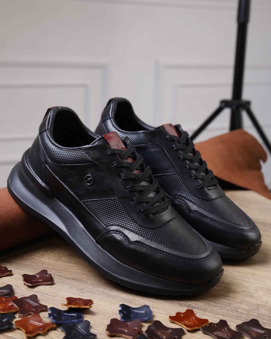 Toronto Negro -Tenis en cuero