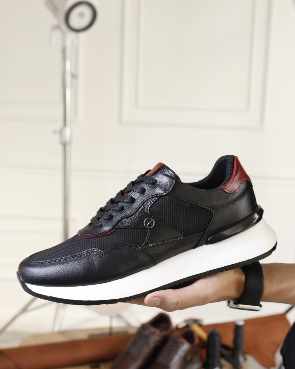 Monaco Negro - Tenis en cuero
